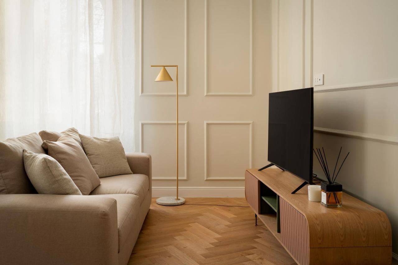 Nabila Apartment Милан Экстерьер фото