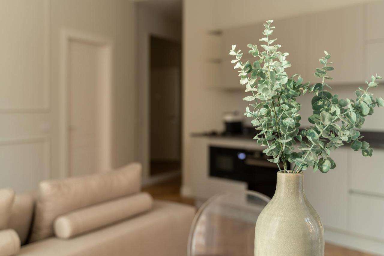 Nabila Apartment Милан Экстерьер фото